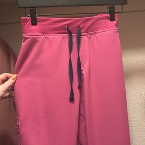 Women’s hot pink Figs scrub pants